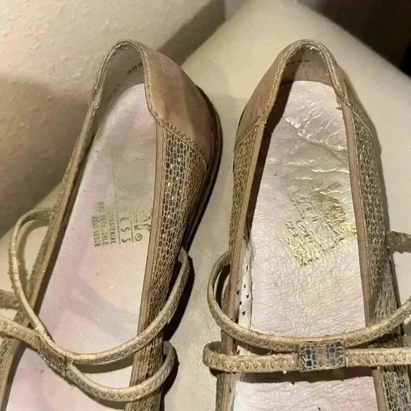Rieker Mary Jane’s. Size 41 US size 9.5 - Picture 2 of 4